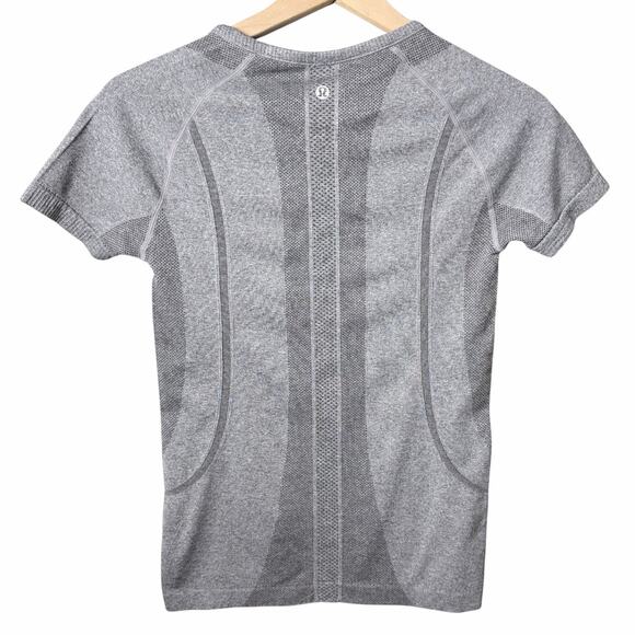 Lululemon Swiftly Tech Short Sleeve 2.0 *Race Length Heathered Gray - Picture 2 of 8